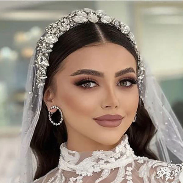 میکاپ عروس لایت آرایش لایت عروس ایرانی میکاپ لایت اروپایی میکاپ لایت عروسکی میکاپ لایت ساده آرایش لایت دخترانه برای عروسی میکاپ لایت شاین lng ld;h\ uv,s ghdj